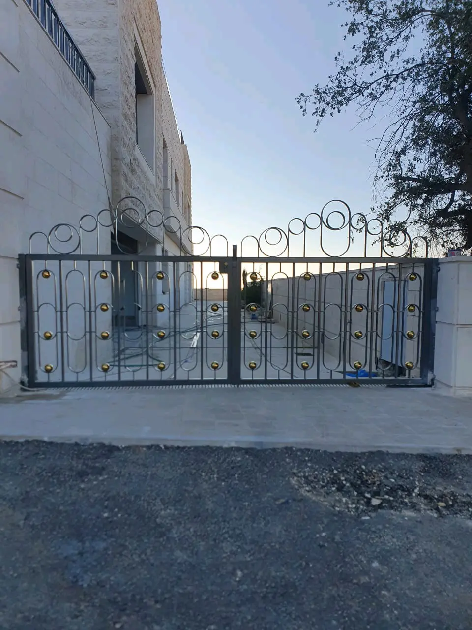 مؤسسة القيسي لكافة اشغال الحدادة