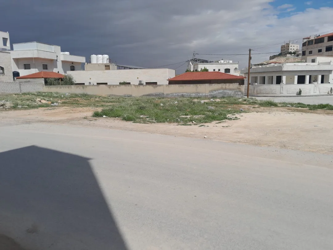 🏡 أرض مميزة للبيع في البتراوي الجنوبي – حي المسامير