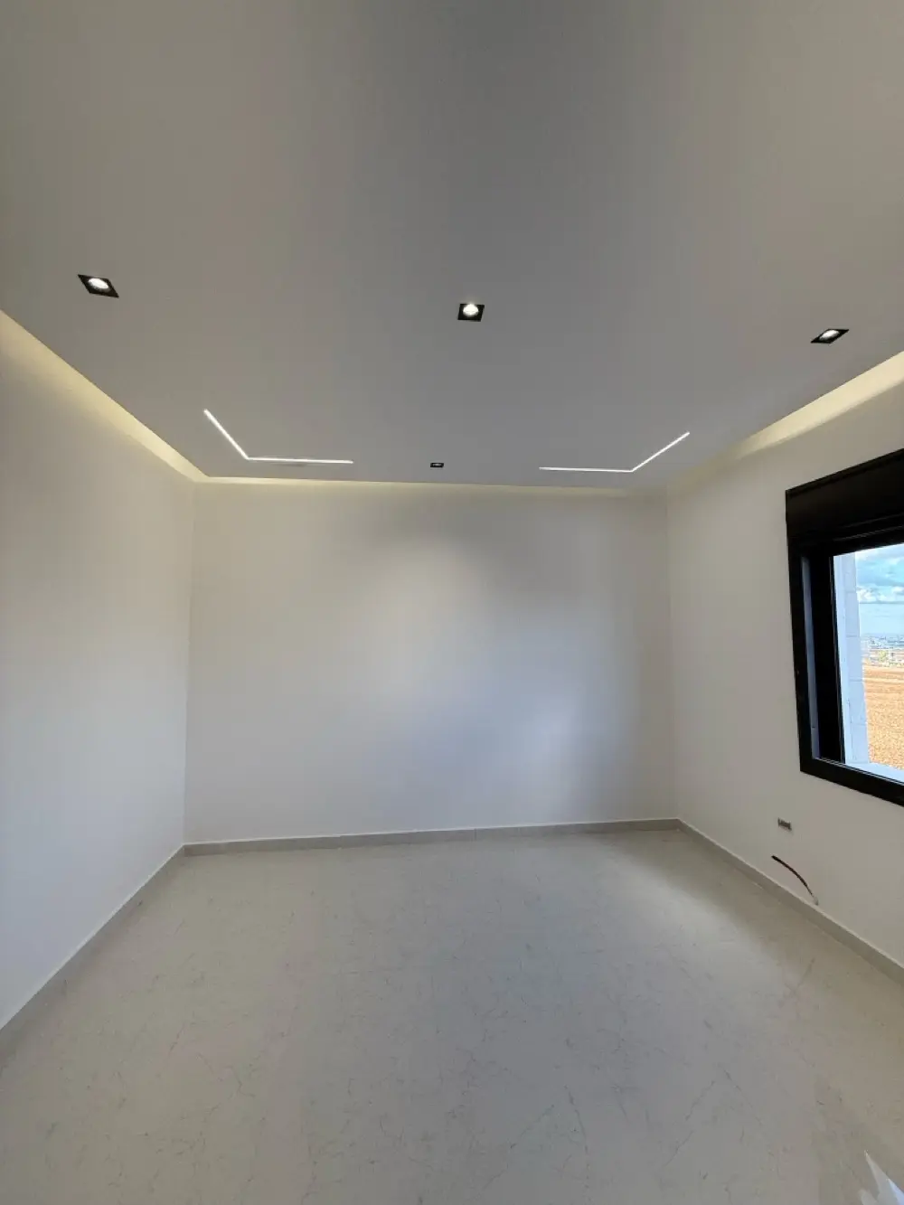 شقة فاخرة للبيع ضمن فيلا الفؤاد – موقع راقٍ، تشطيبات مميزة