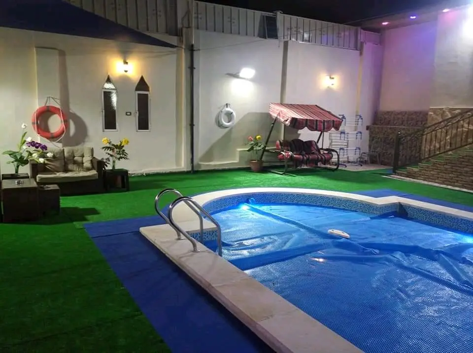 مزرعه وشاليه يتمتع بخصوصيه واطلاله رائعه