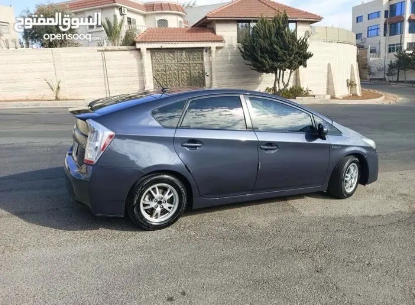 تويوتا بريوس 2011 TOYOTA PRIUS