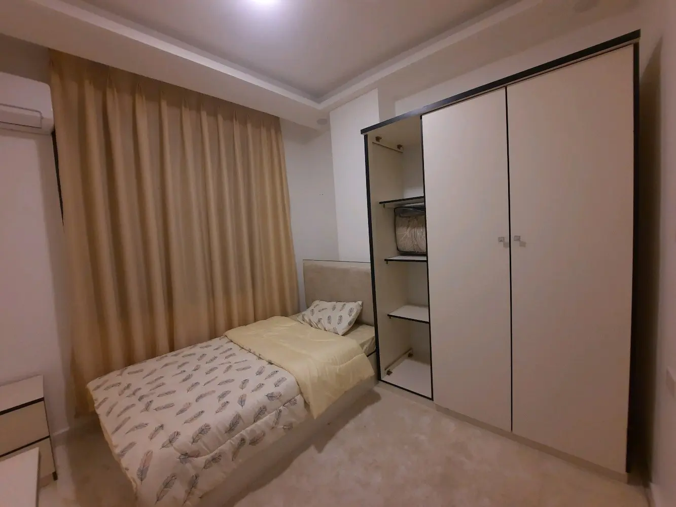 للاستثمار استوديوهات طلابيه مؤجره جاهزه بعقد سنوي