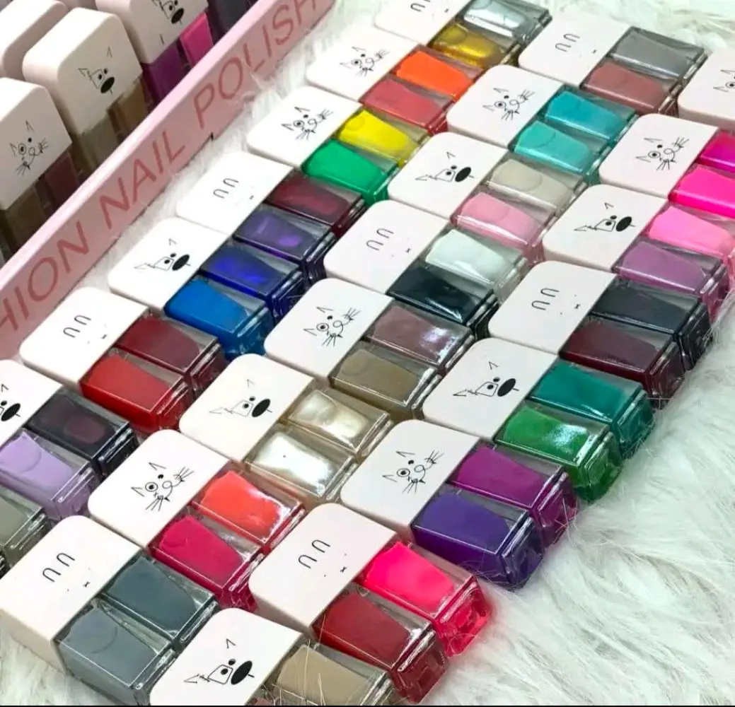 *طقم المناكير Nail Polish*