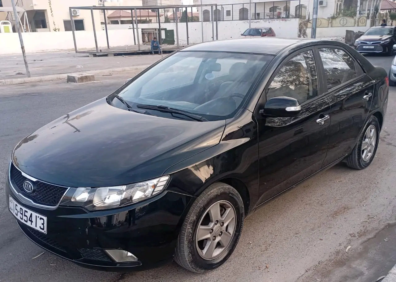 كيا فورتي 2010