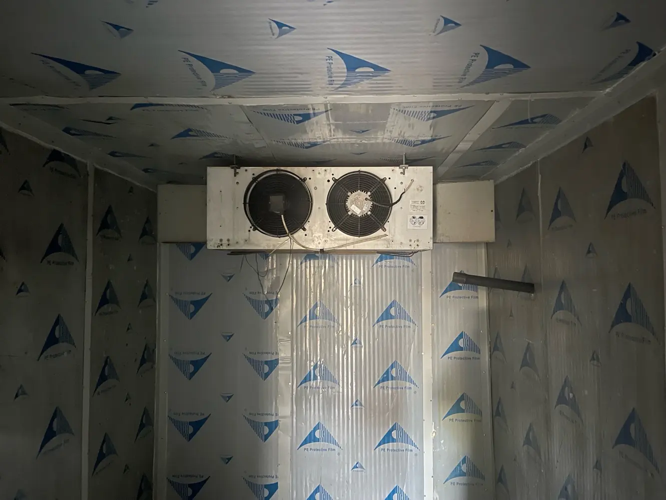 مصنع تجميد غذائي متكامل  للبيع بكامل معداته  مرخص جاهز للتشغيل