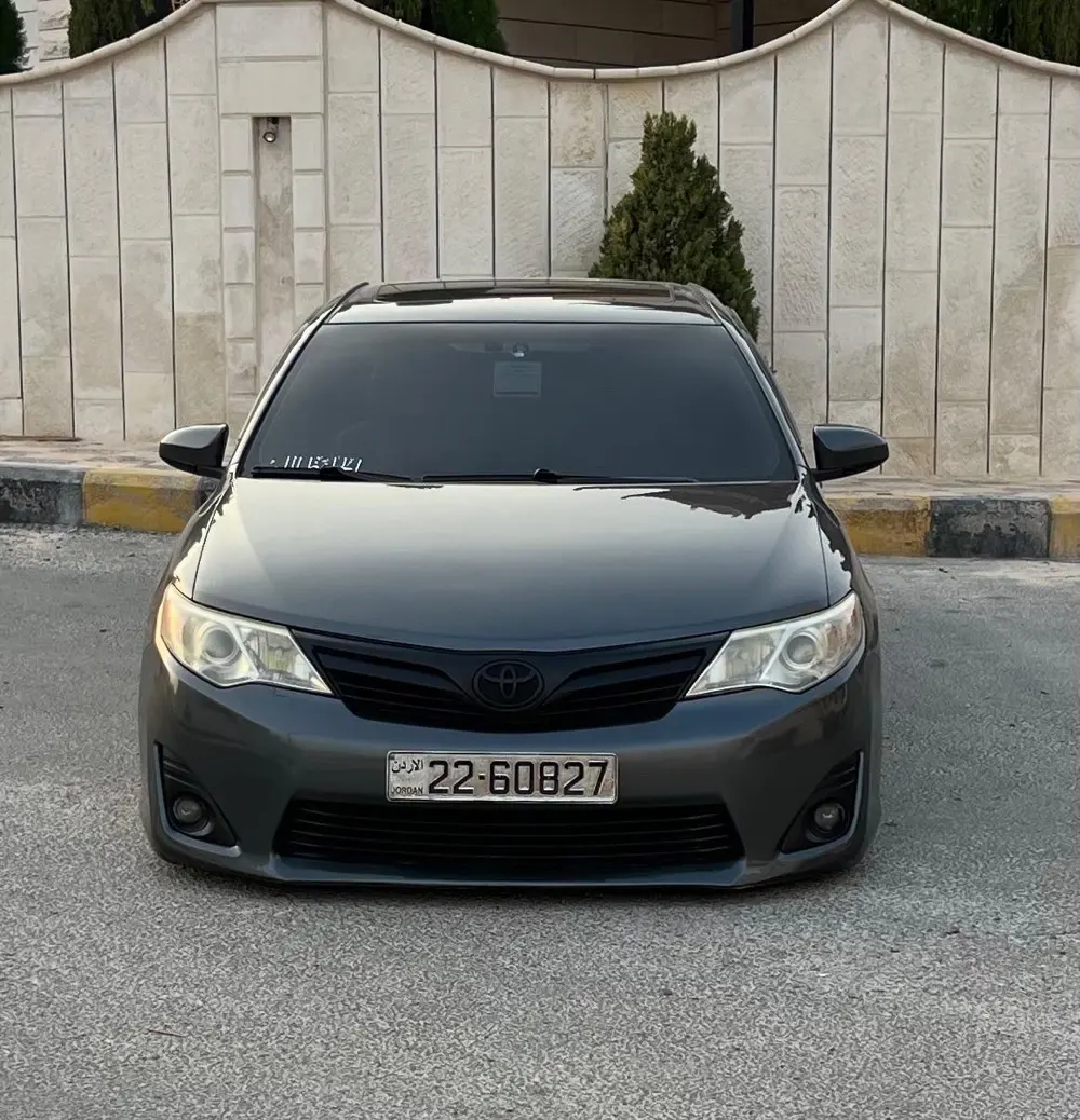 تويوتا كامري 2014 عليها طقم هايدروليك 8 حركات نخب اول