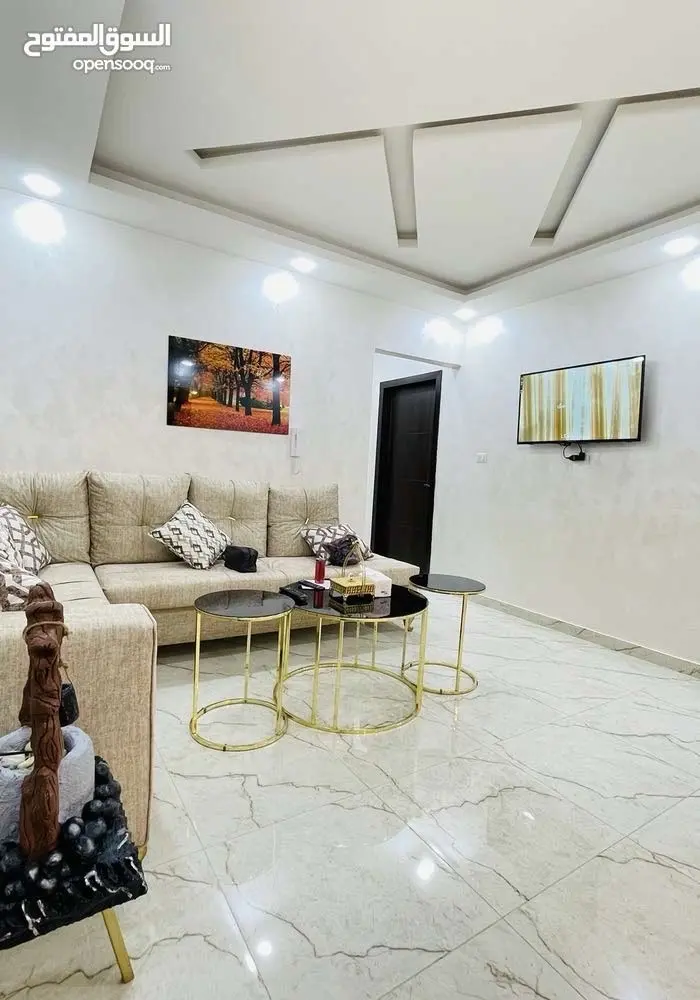 شقة فاخرة مفروشة