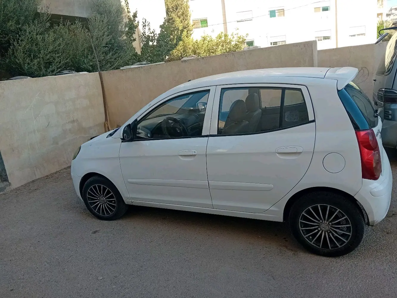 كيا بيكانتو موديل 2010