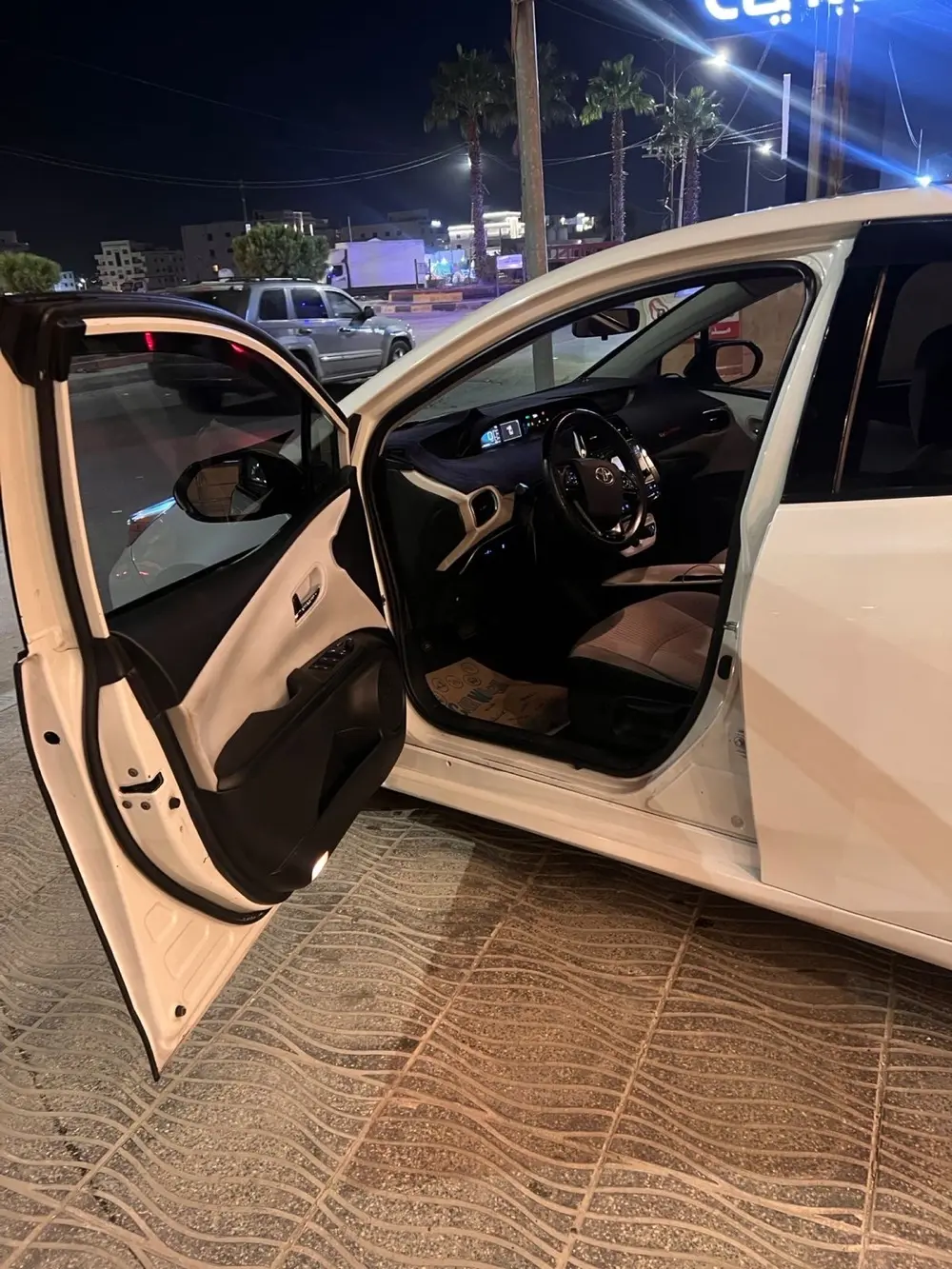 تويوتا بريوس ٢٠١٩