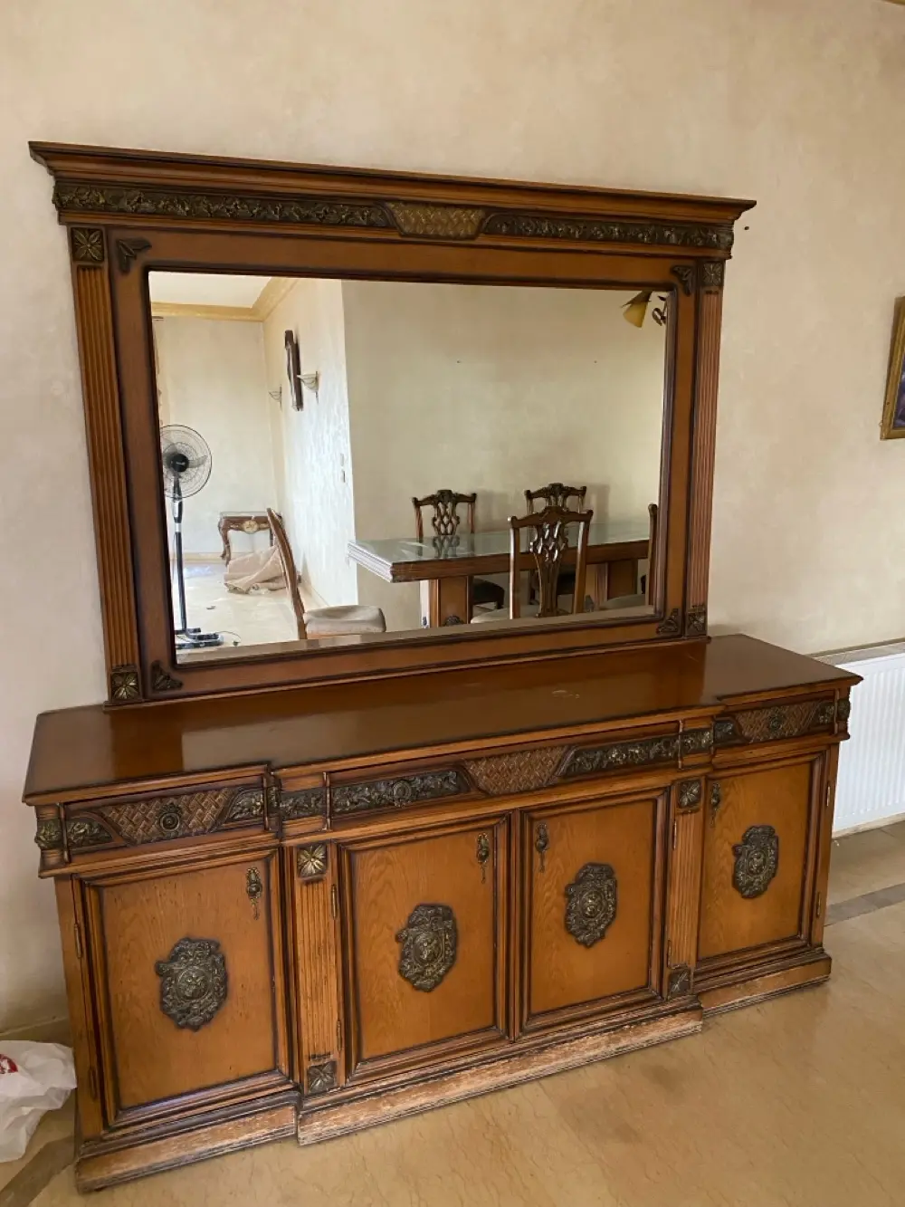 سفره و طقم كنب مستعمل