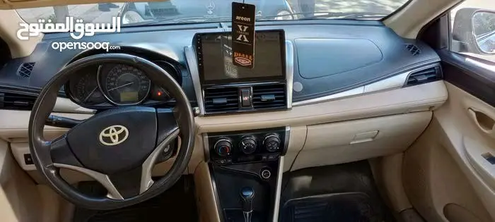 تويوتا يارس سيدان موديل 2014 اوتوماتيك