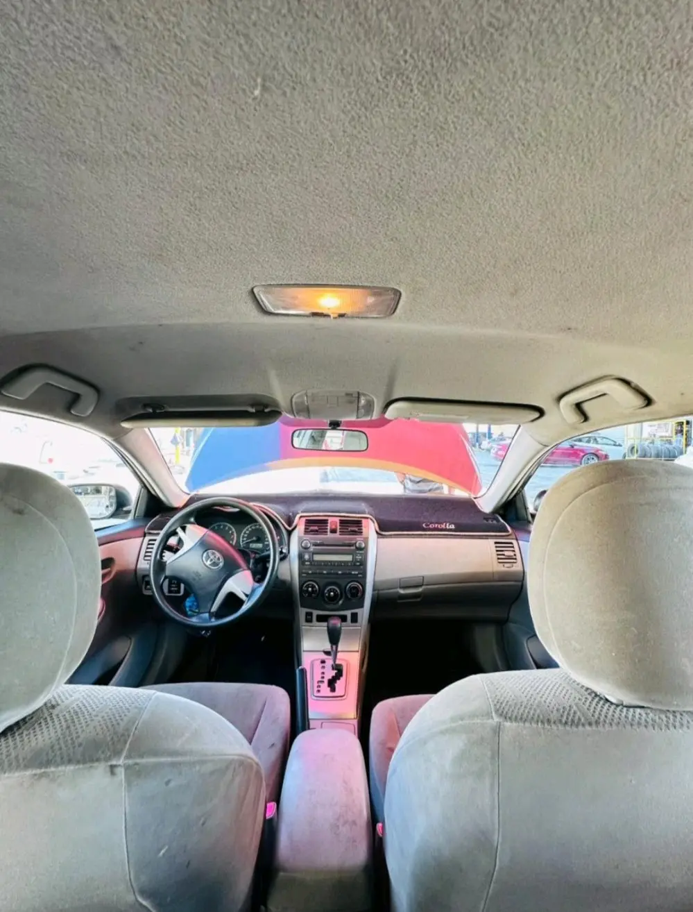 كورولا موديل ٢٠١٢ للبيع