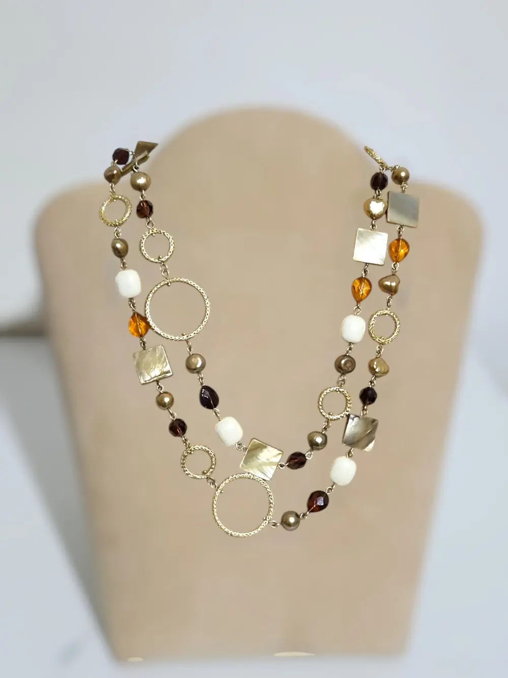 مجوهرات ليا صوفيا العتيقة