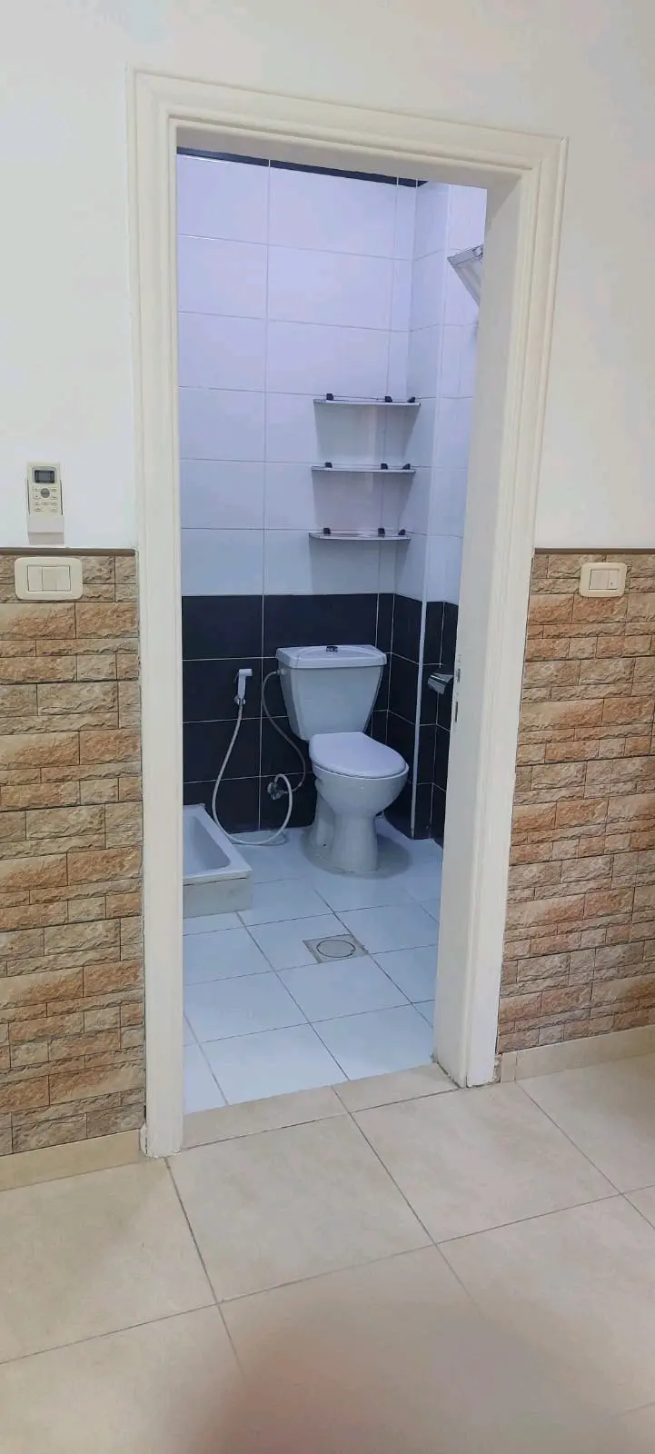 استوديو غرفتين نوم للايجار الجبيهة