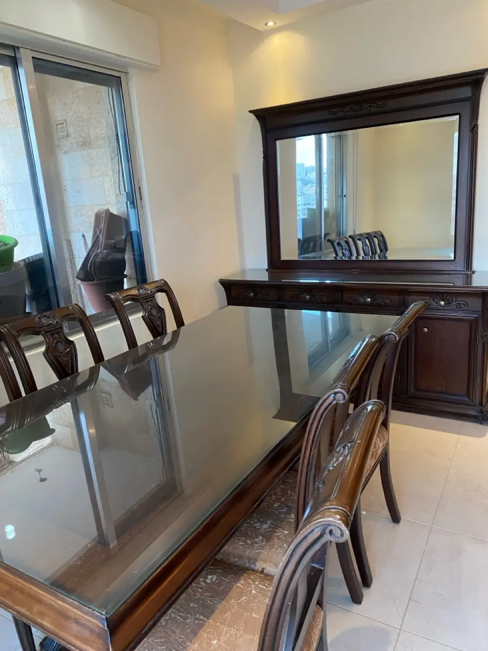 غرفة سفرة مع فضية و دونسوار 3 قطع