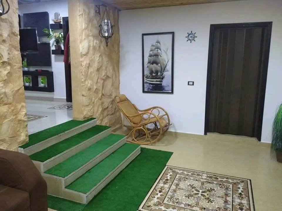 مزرعه وشاليه يتمتع بخصوصيه واطلاله رائعه