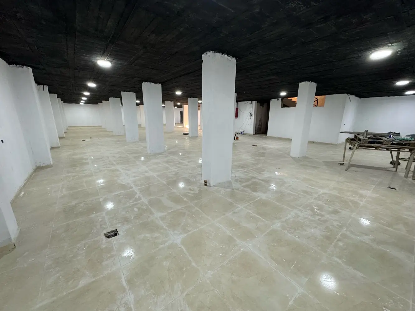 تسوية مساحة 400 متر مفتوحة /  شارع اربد الحصن الرئيسي