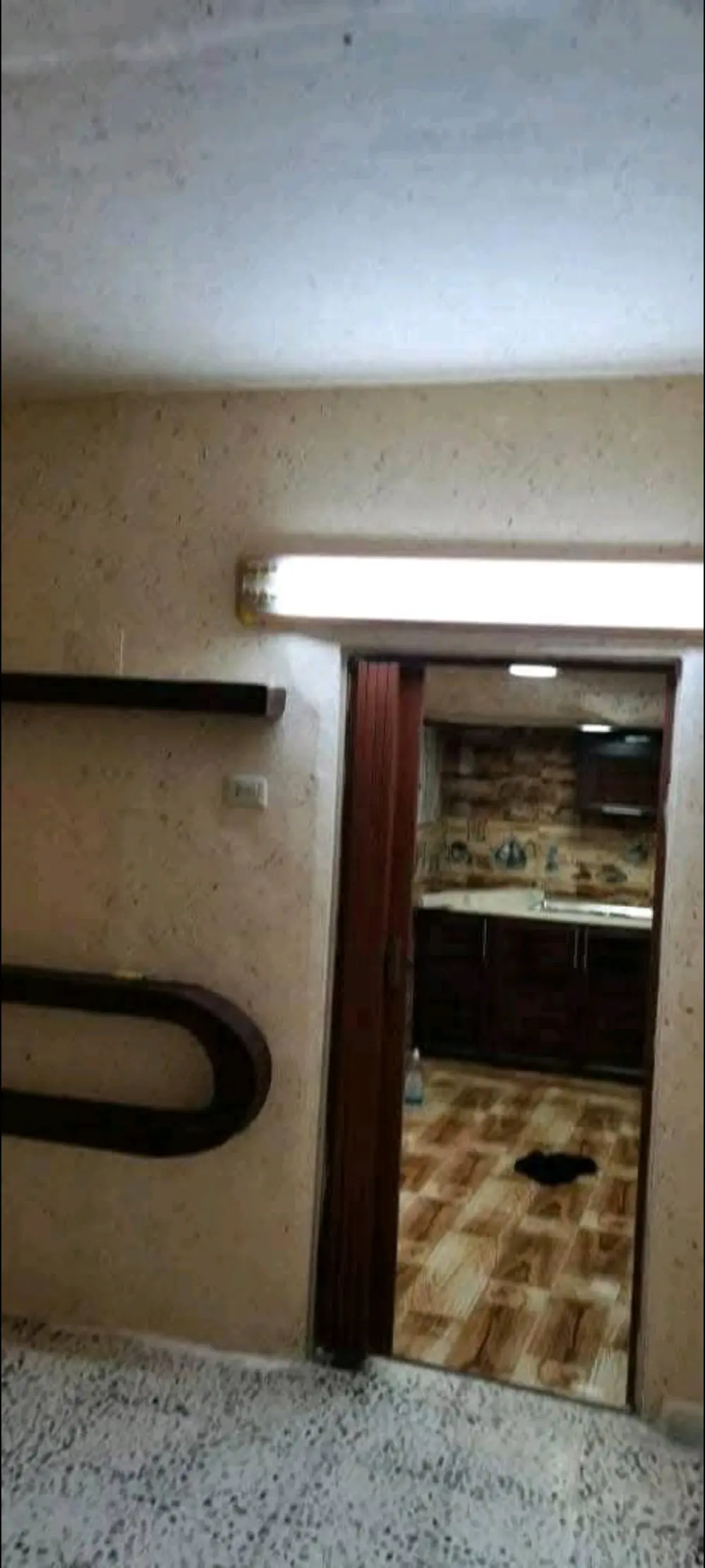 شقه للبيع السلط الصافح بالقريب من ديوان الرشايده