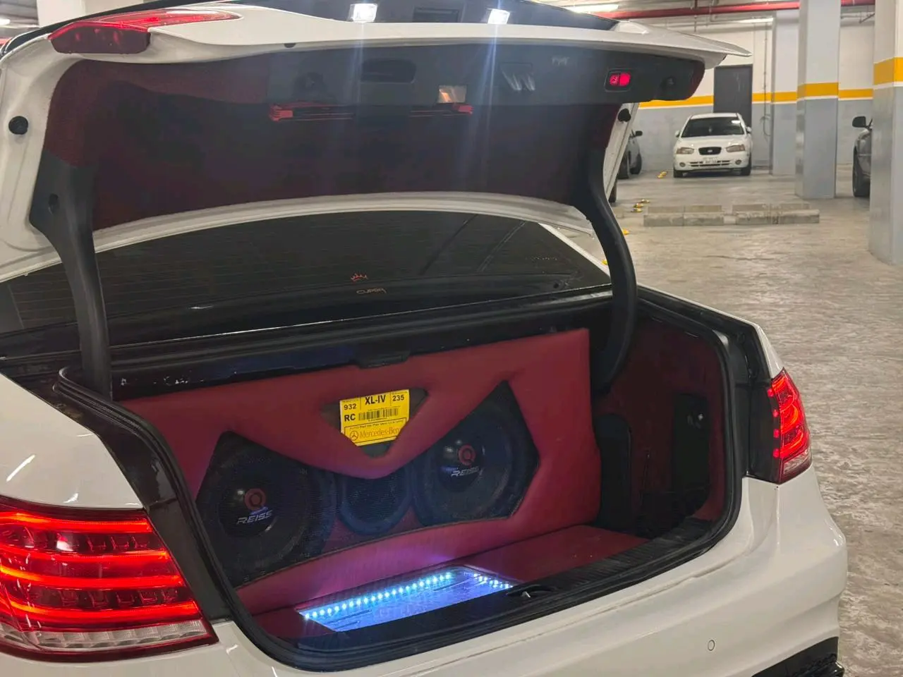 مرسيدس  E200 موديل 2013 محول بالكامل 2016