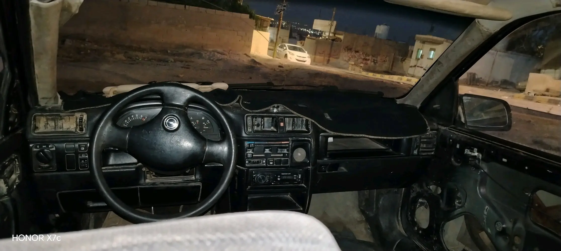 اوبل فيكترا للبيع