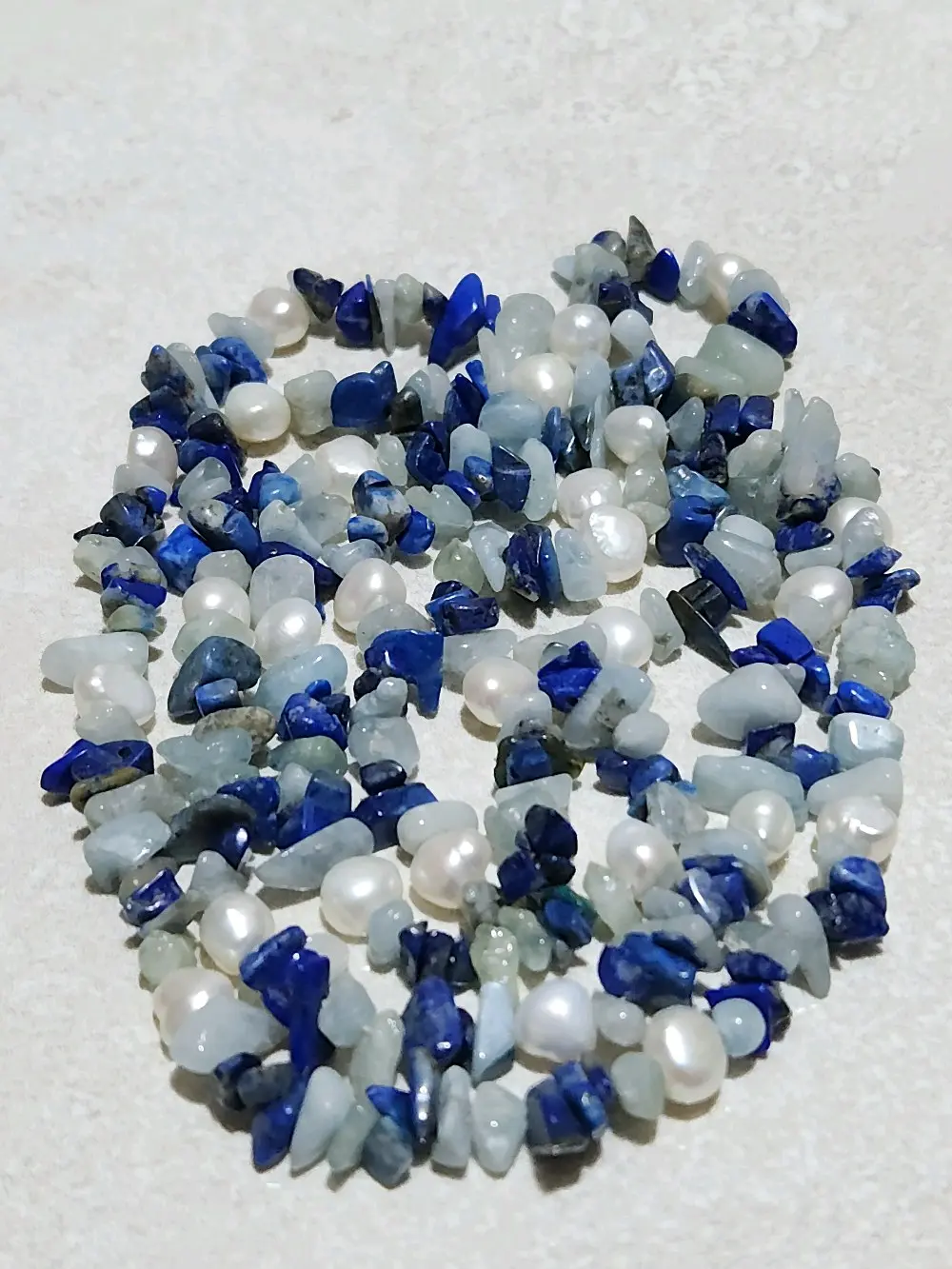 قلادة عتيقة من اللازورد والؤلؤ  الطبيعي