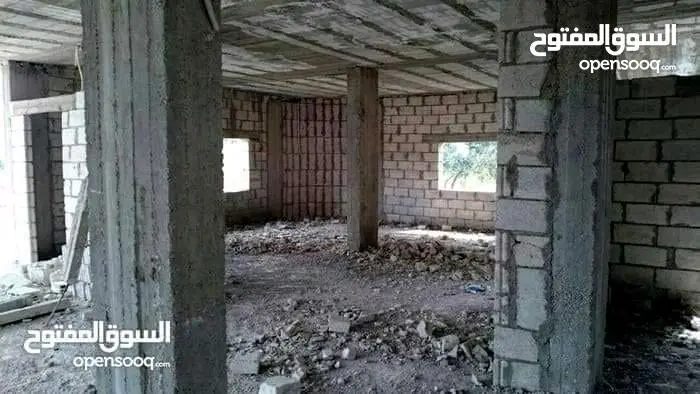 بيت عظم مسطح كبير بقريه الطيبه اربد للبيع بسعر مغري