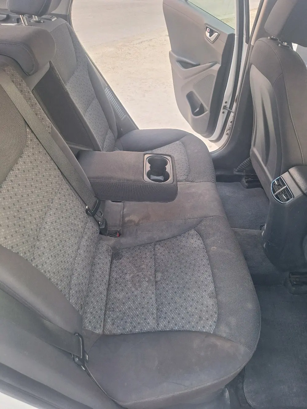 أيونيك للبيع