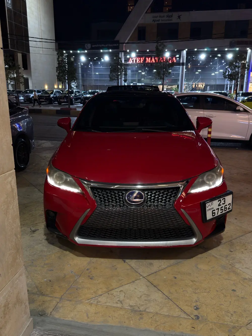 لكزس CT 200 f sport موديل 2014 هايبرد (تم تخفيض السعر)