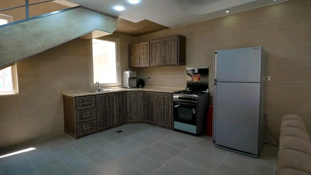 فرصة استثمارية 4 شاليهات متلاصقة للبيع جديدة