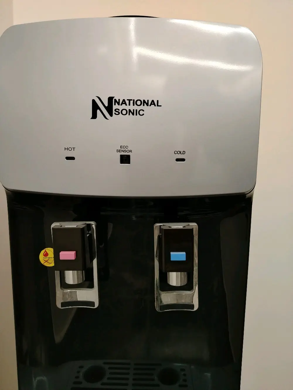 كولر ماء ناشيونال سونيك بحالة جيدة (شبه جديد للبيع)