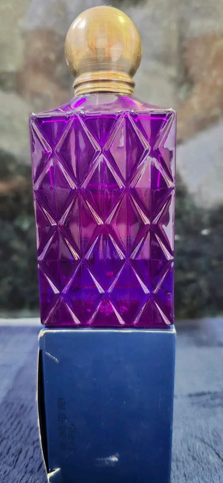 عطور اصلية مستعملة للبيع