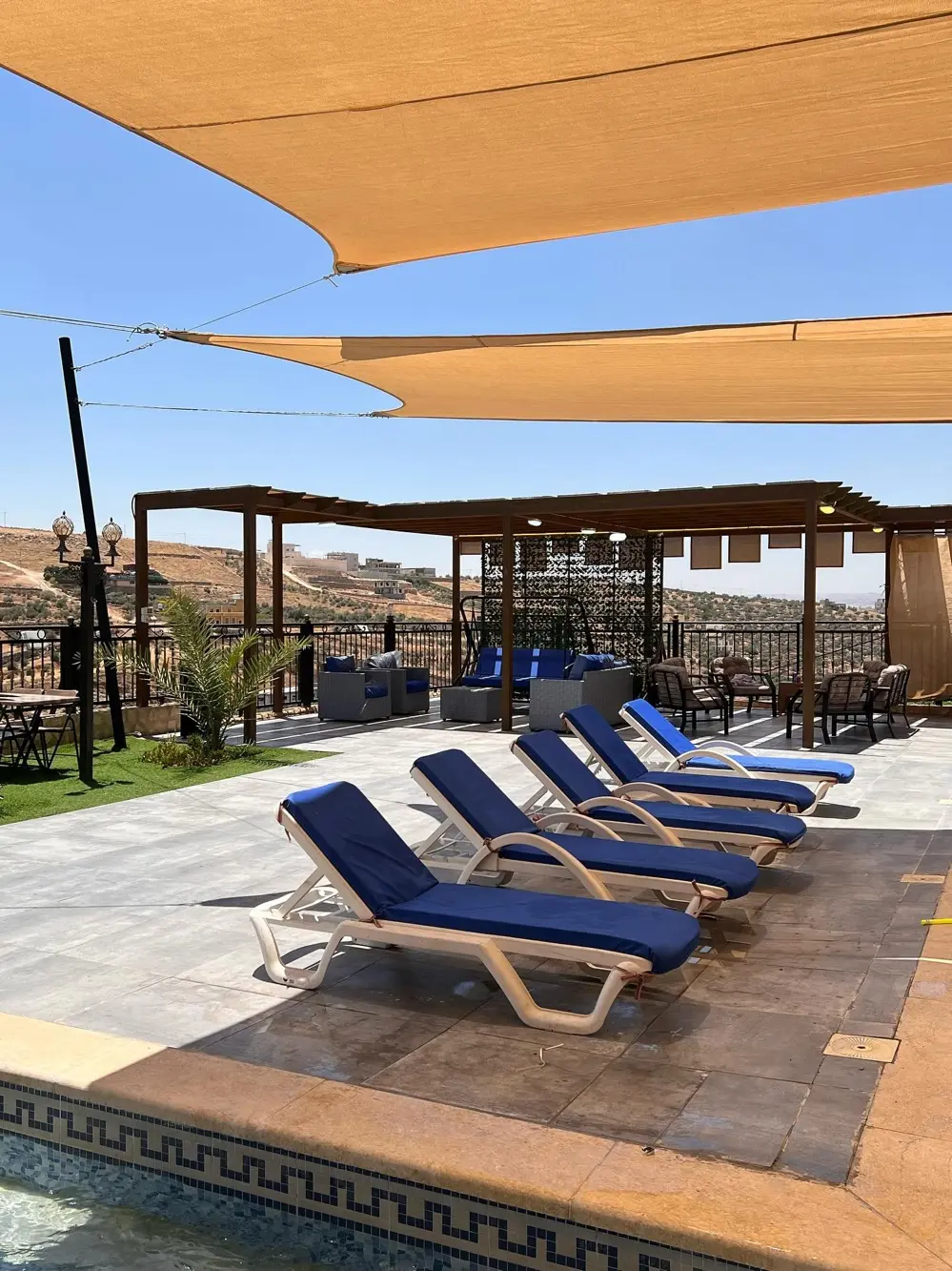 مزرعه وشاليه بيت الجبل جرش/دحل