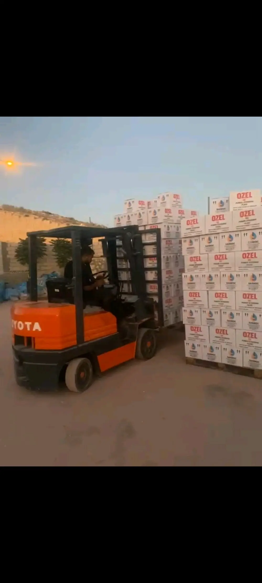 مصنع زيوت سيارات