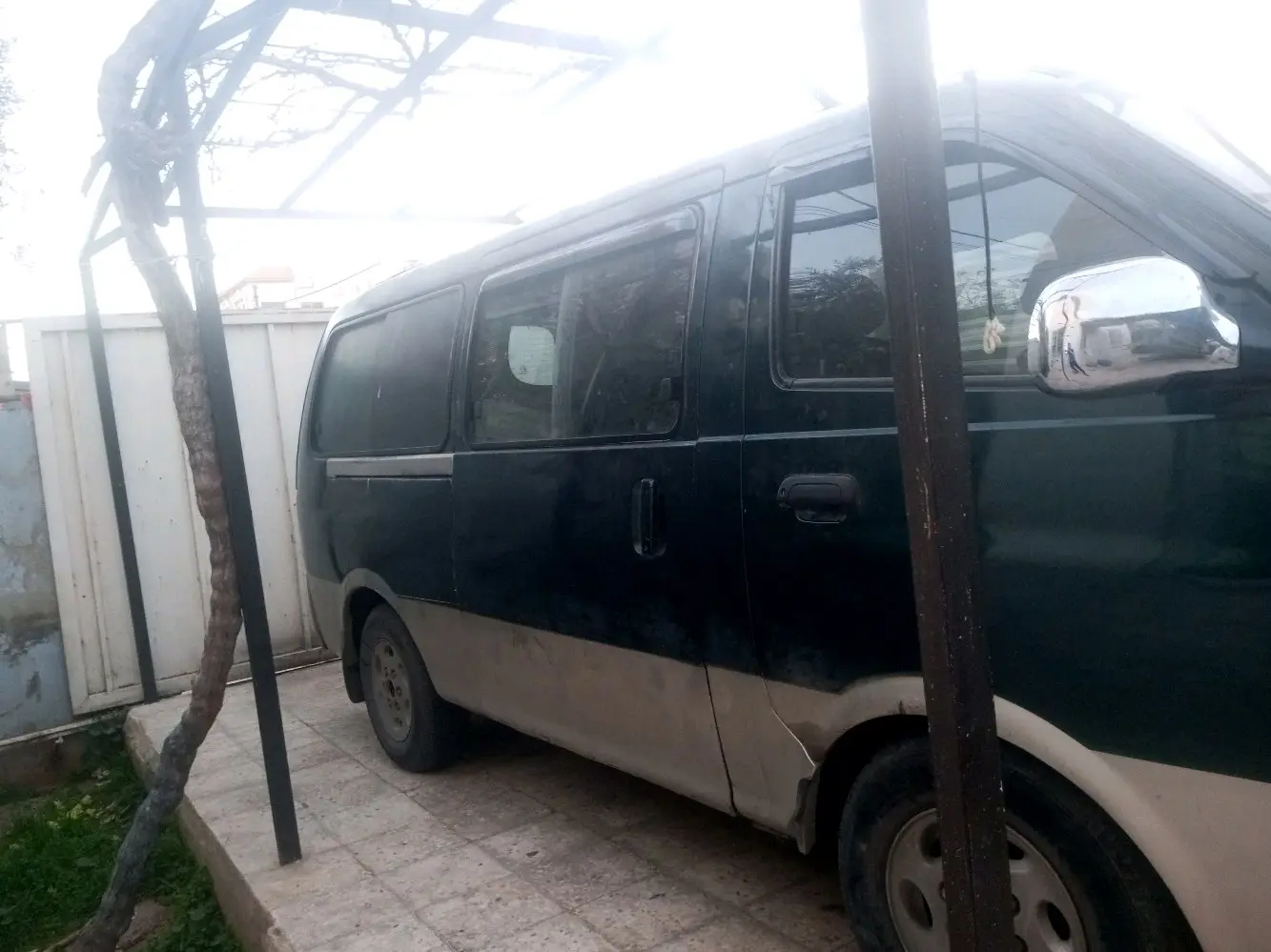 كيا بريجو للبيع موديل ٢٠٠٠