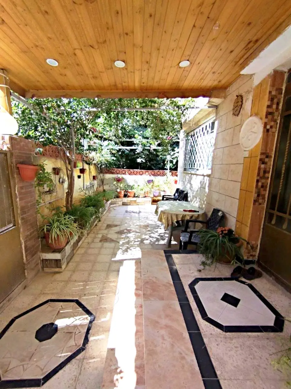 بيت للبيع الزرقاء