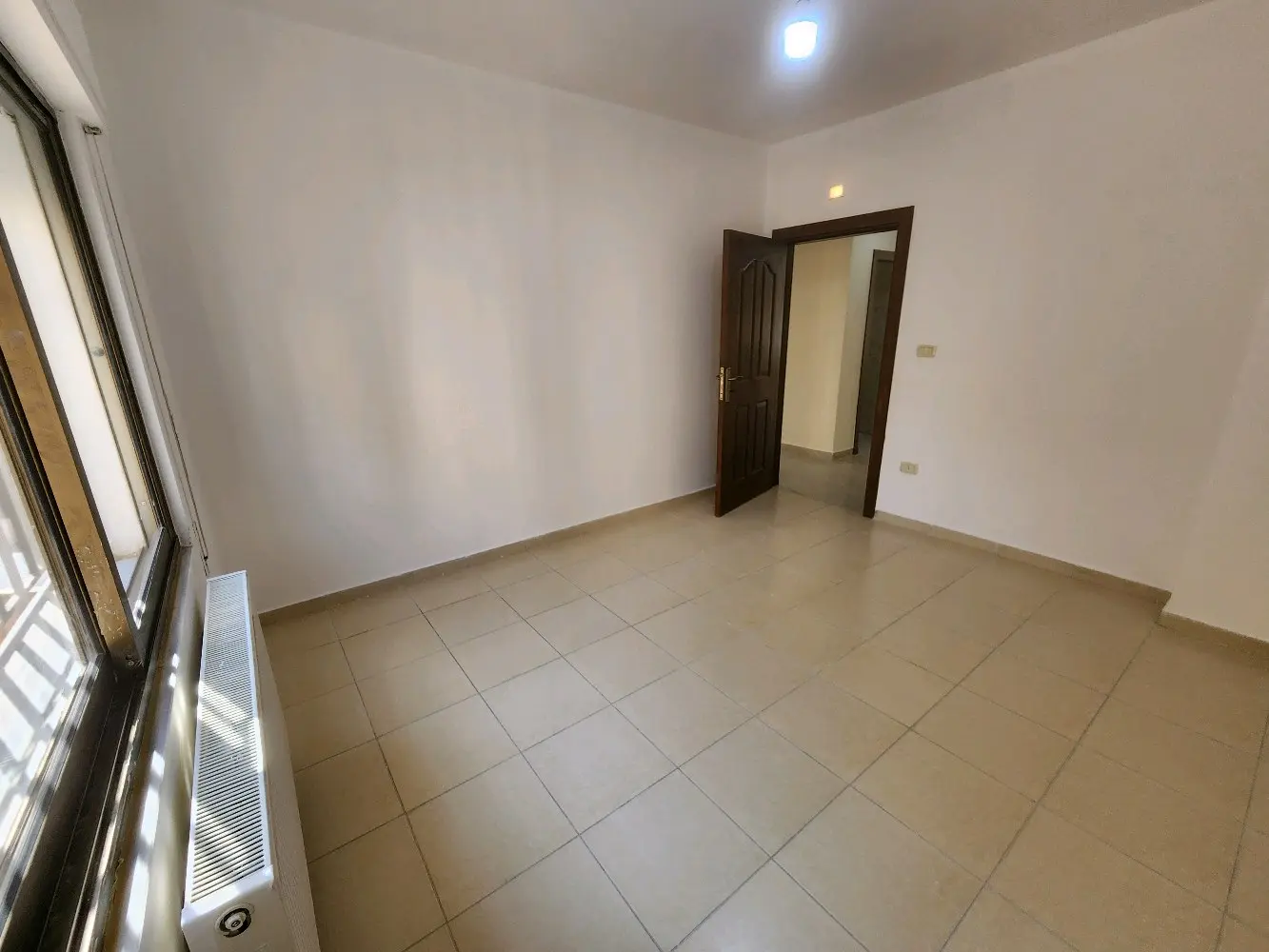 للإيجار من المالك الجبيهه 3 نوم طابق أول