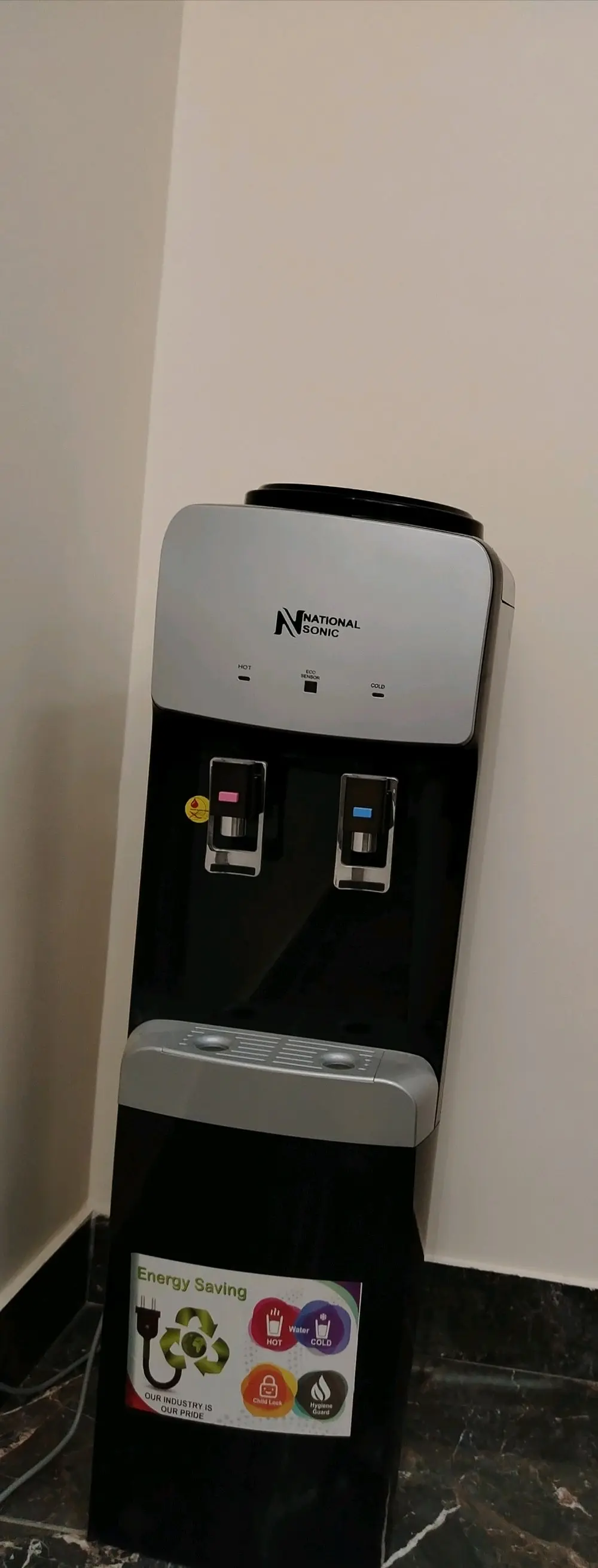 كولر ماء ناشيونال سونيك بحالة جيدة (شبه جديد للبيع)