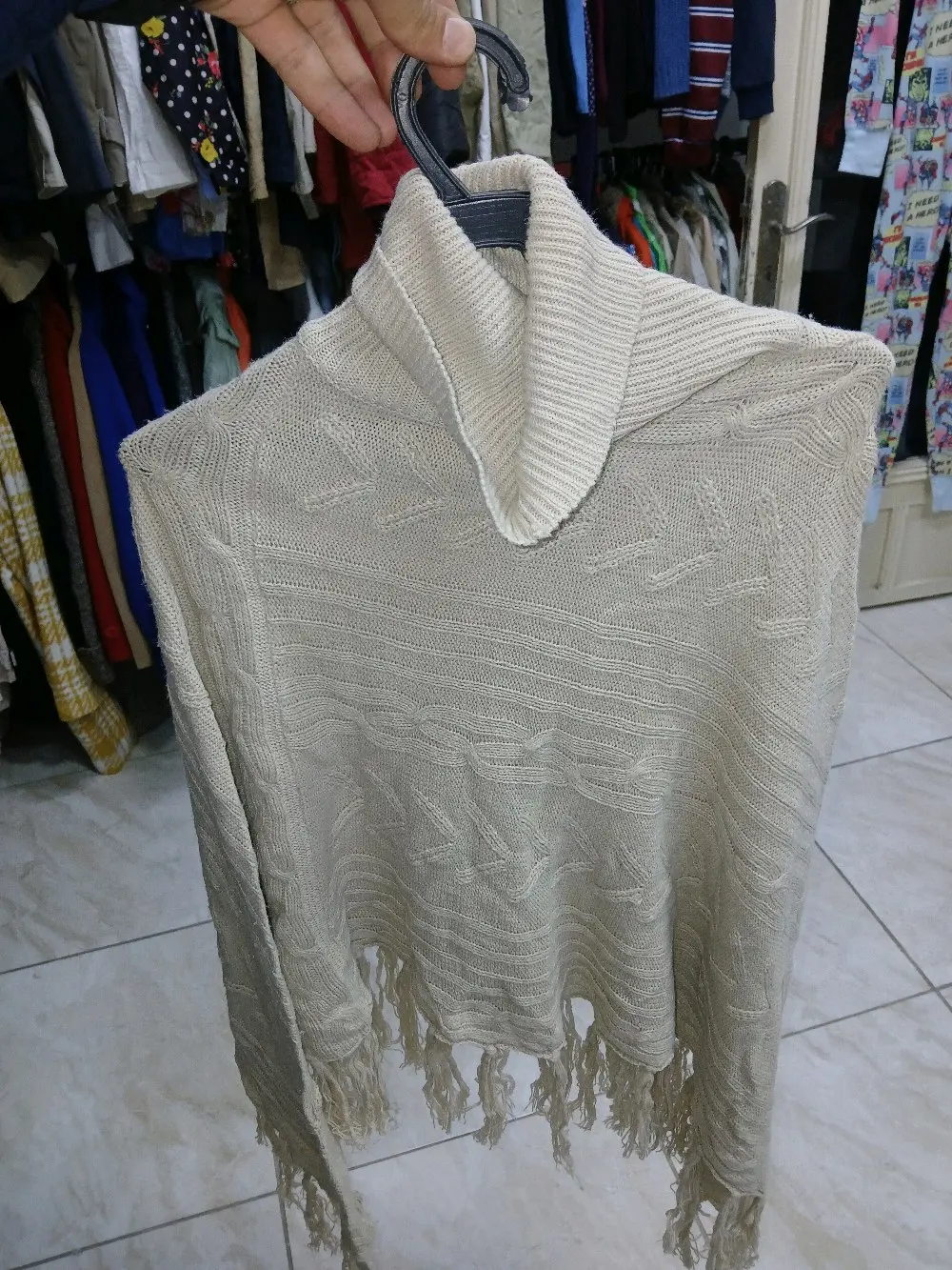 شروة ملابس اوروبية شتوية ستاتي واطفال 1000 قطعه بسعر مغري جدا