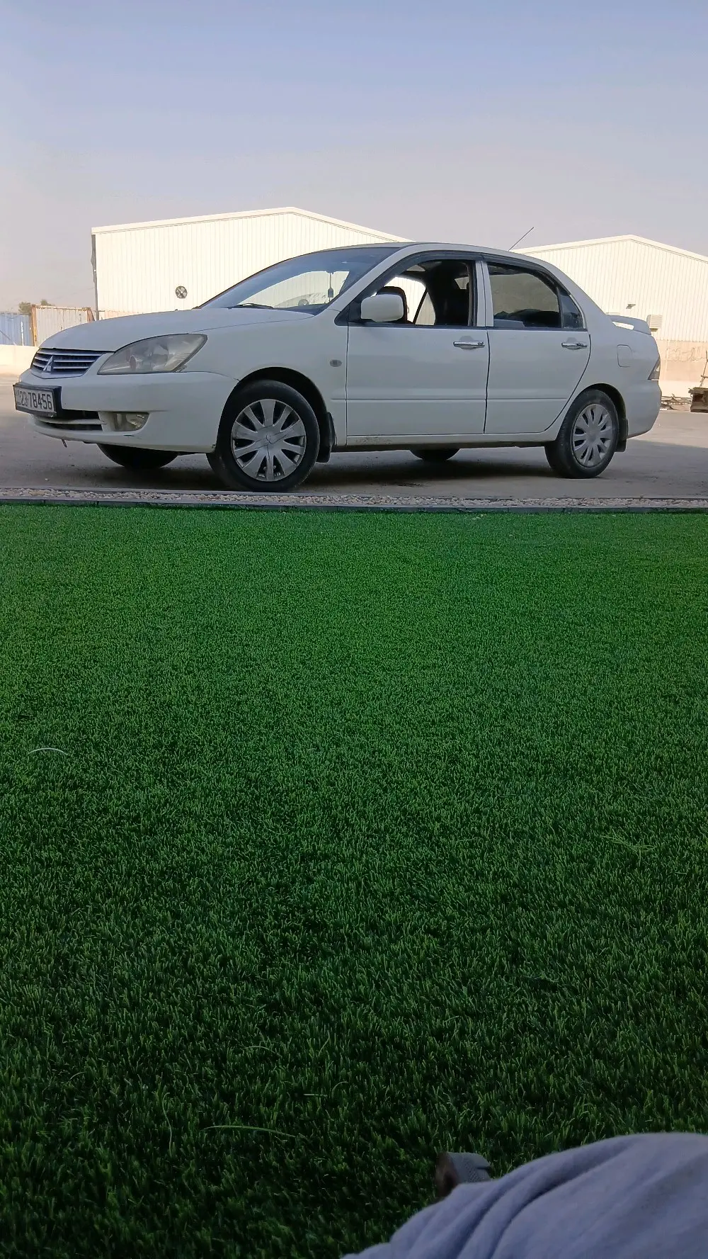 لانسر للبيع