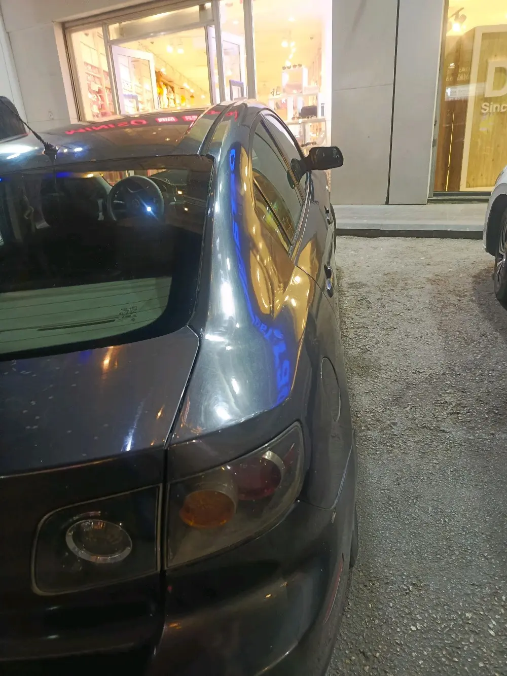 مازدا للبيع زوم ٣ موديل ٢٠٠٦