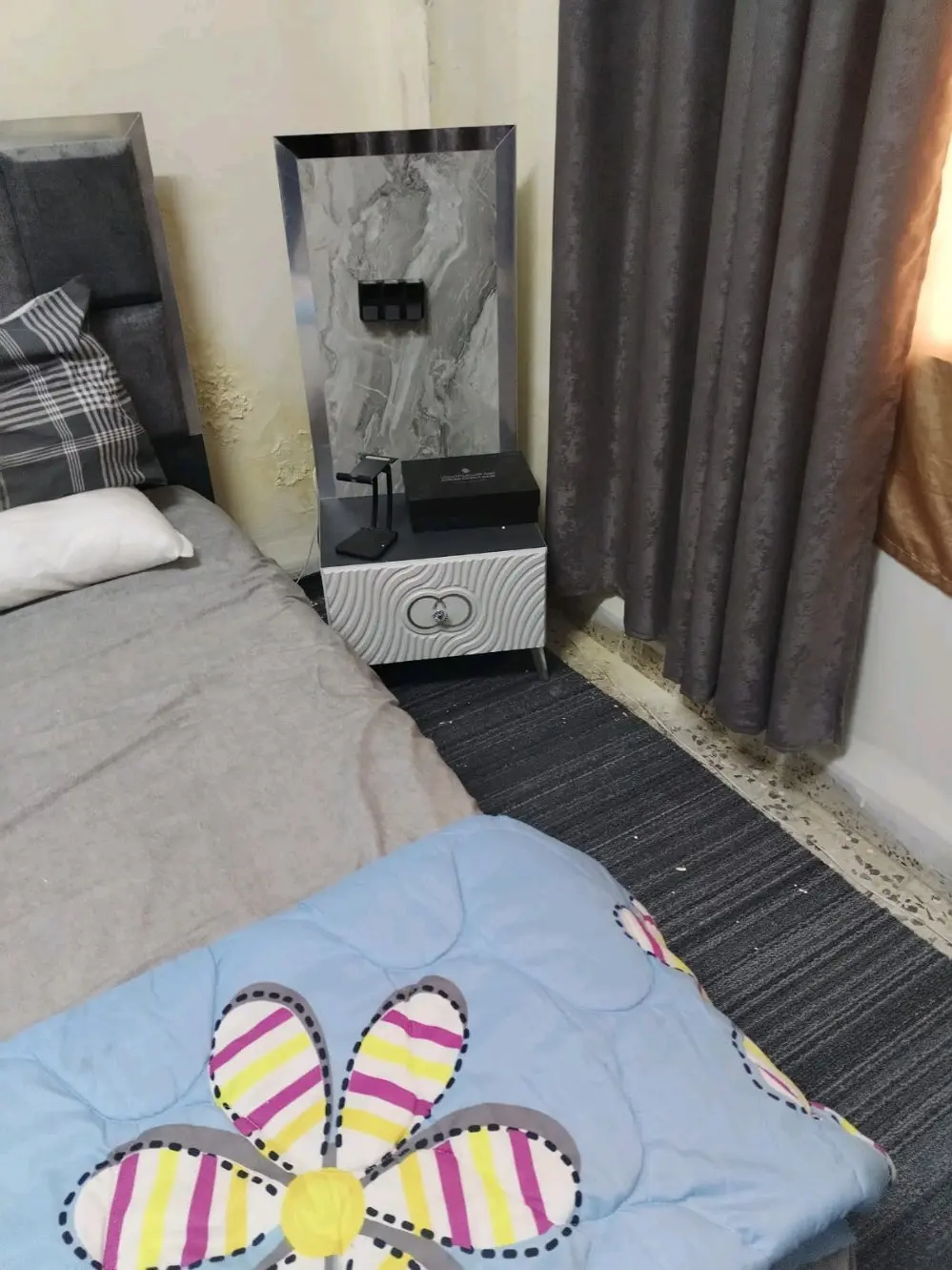 غرفة نوم جديدة غير مستعملة نهائياً