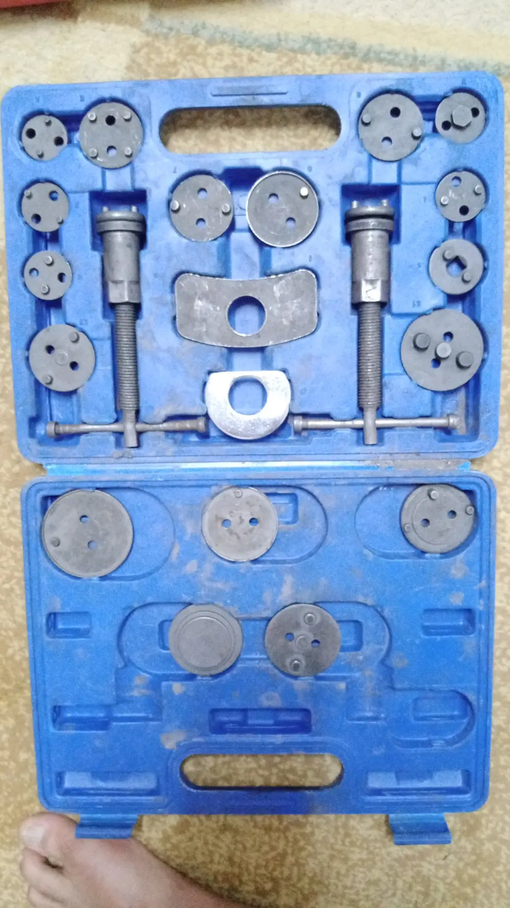 أجهزة فحص ووتشخيص وصيانة اعطال السيارات