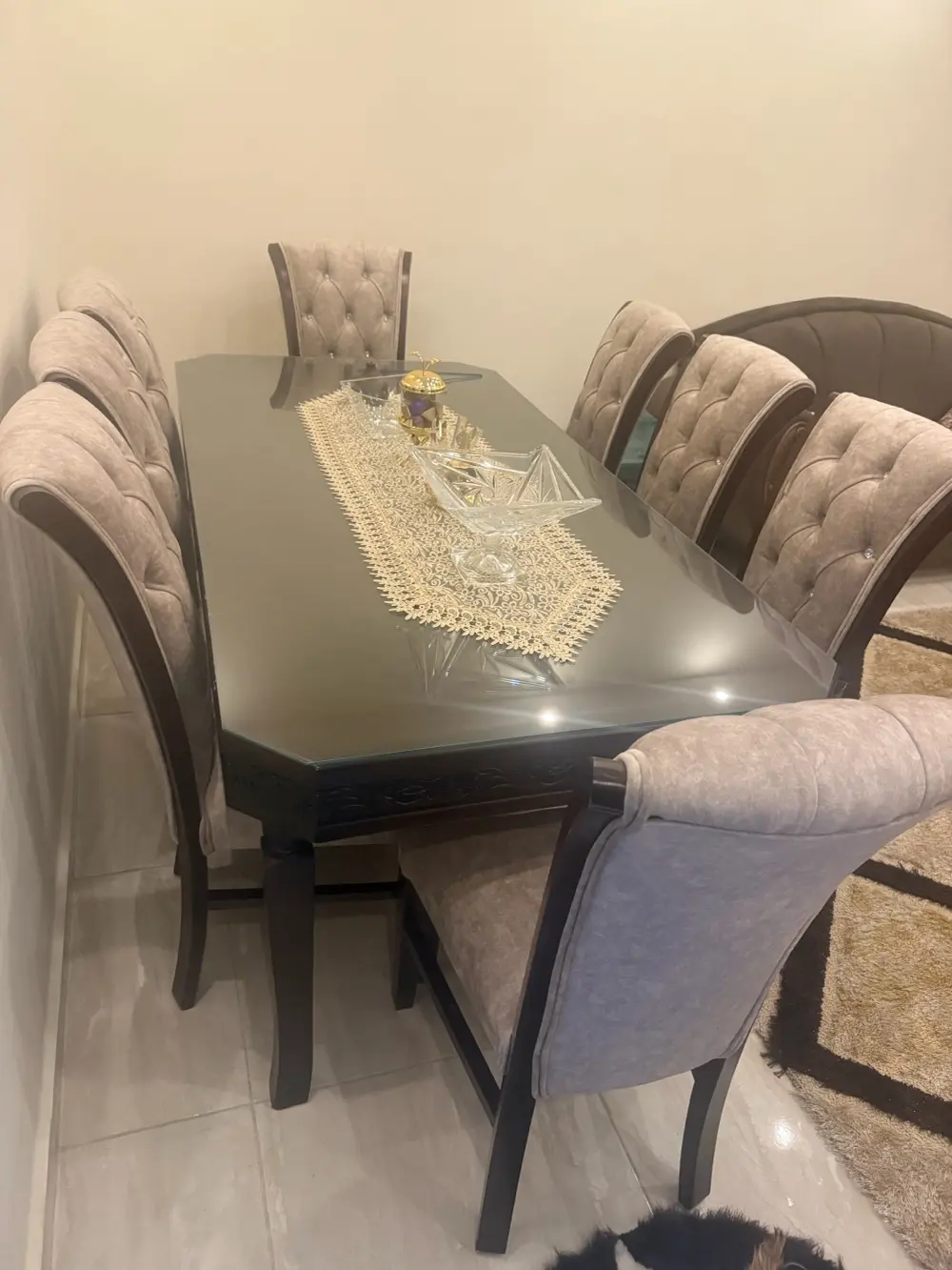 طاولة سفره ٨ كراسي للبيع