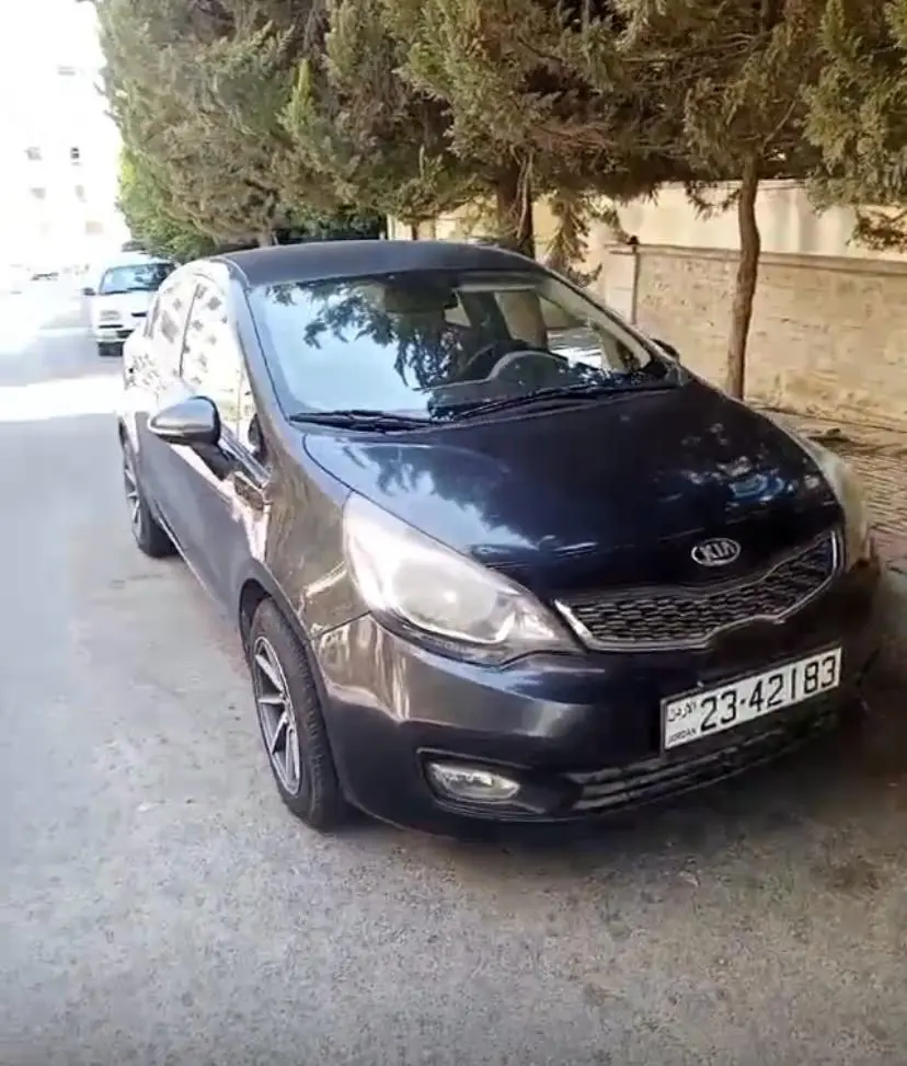 سيارة كيا ريو ٢٠١٣ للبيع