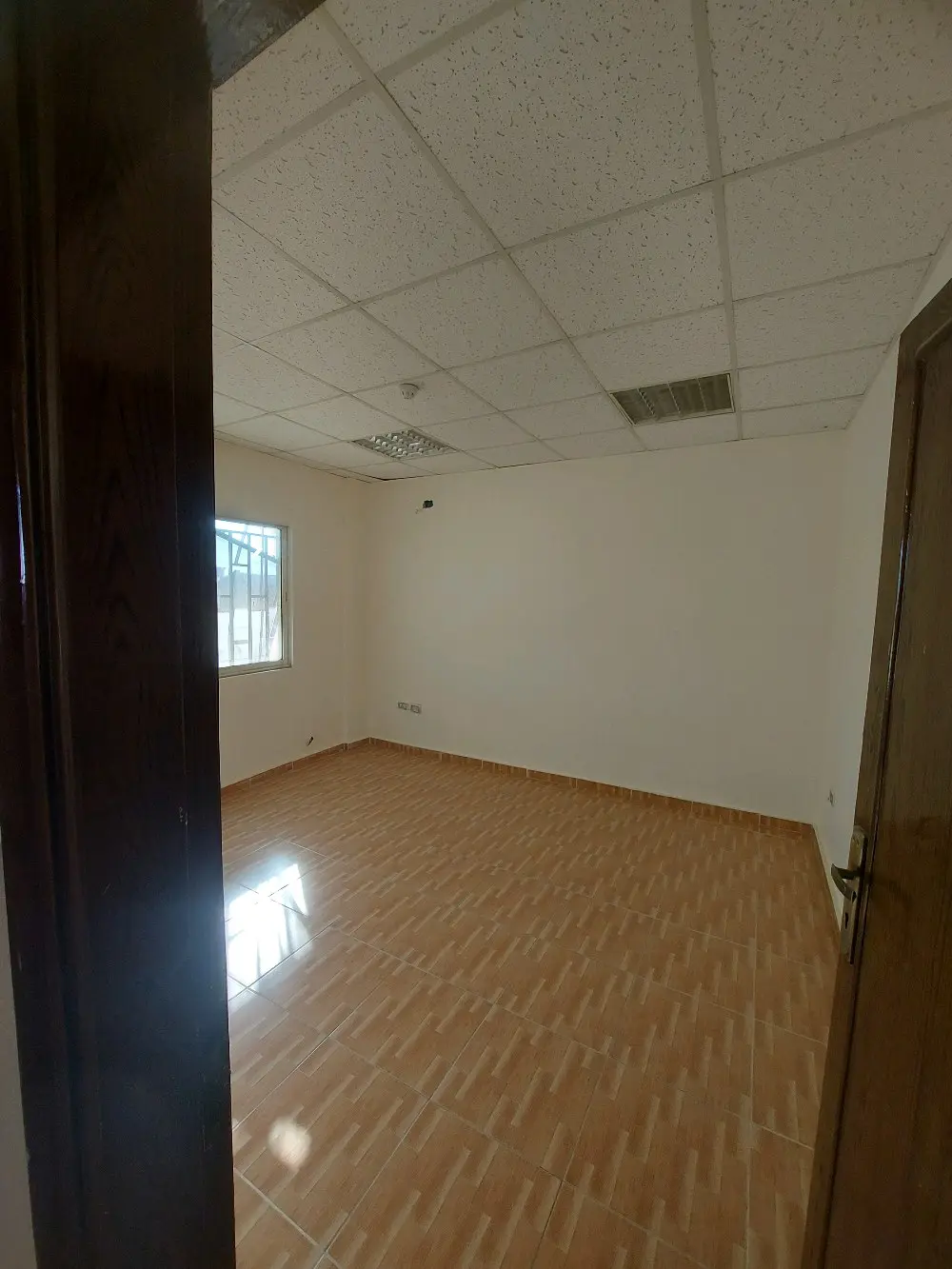 مكتب ٧٠ م شارع المدينة المنورة