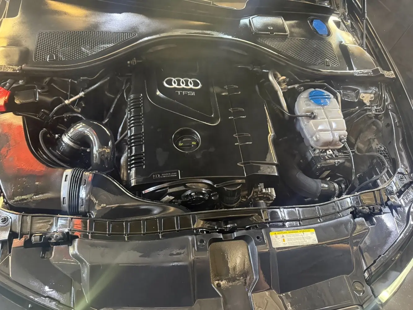 صيانة وقطع غيار المركبات الالمانية audi Porsche Volkswagen