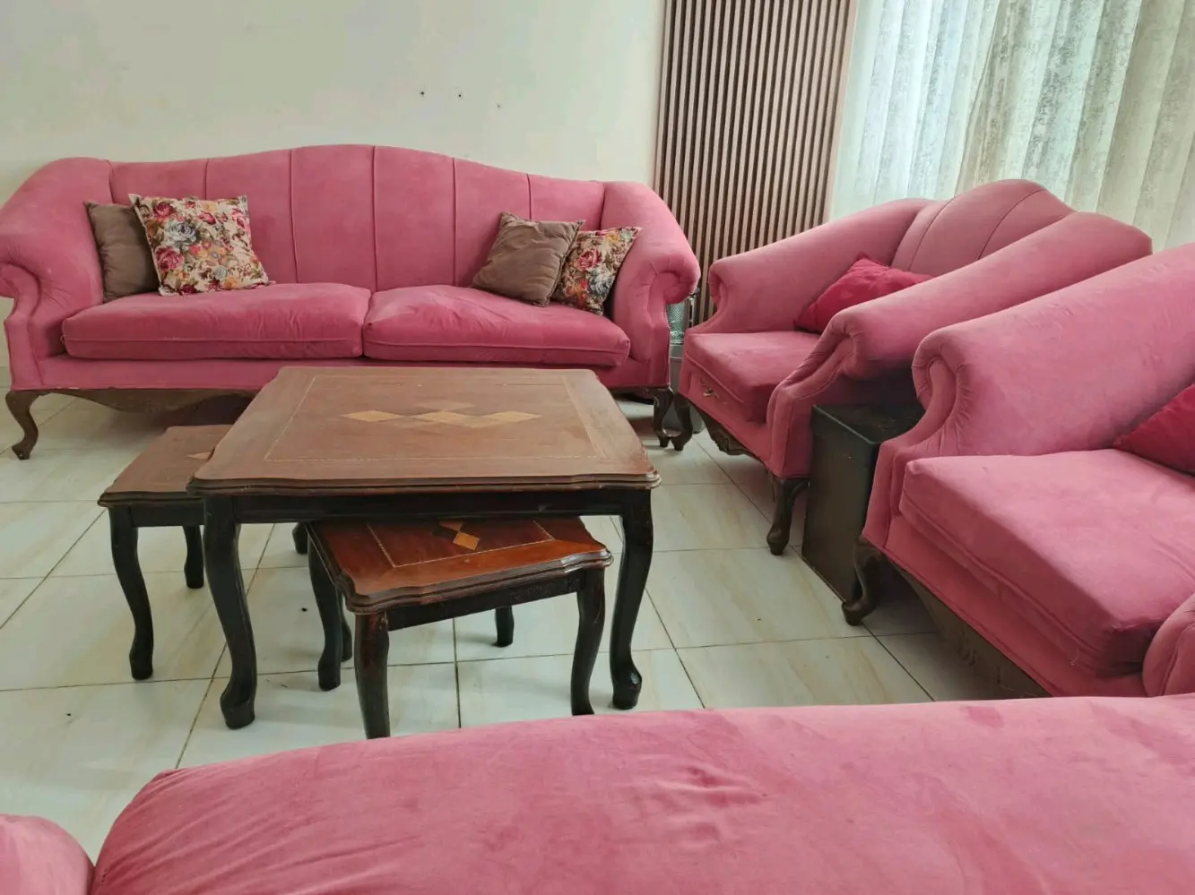 طقم كنب 7 مقاعد