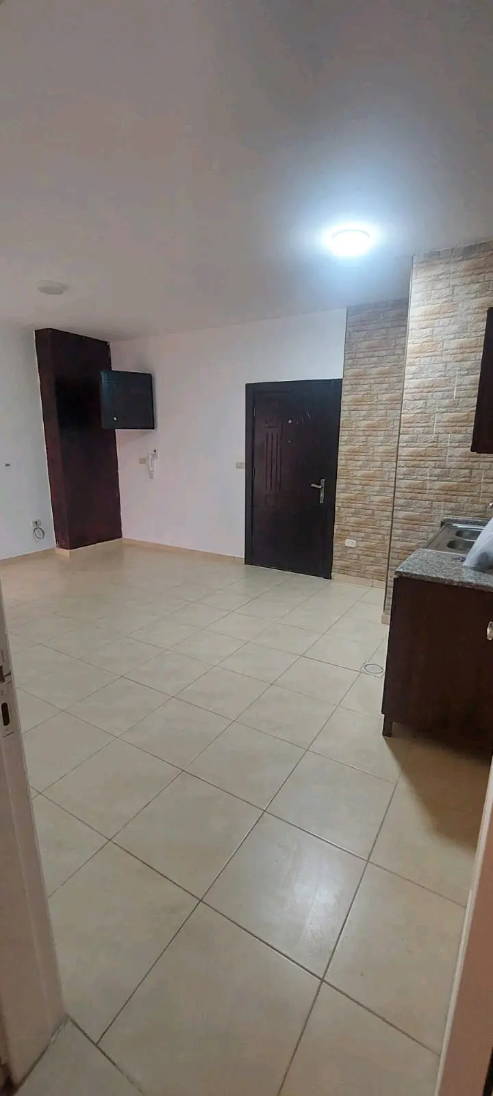 استوديو غرفتين نوم للايجار الجبيهة