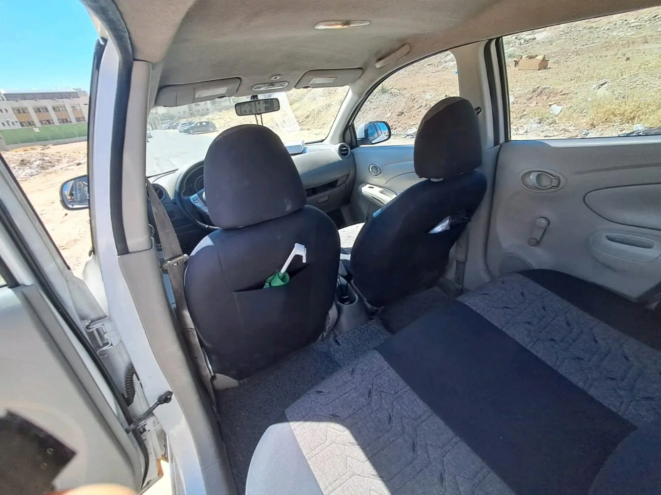 سياره للبيع