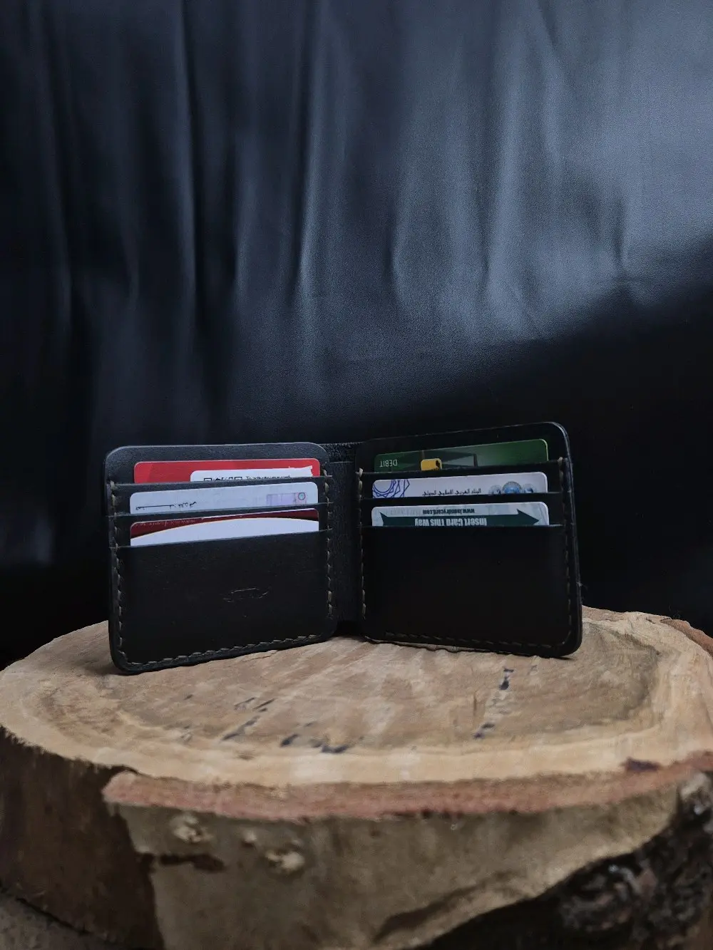 محافظ جلد طبيعي هاندميد